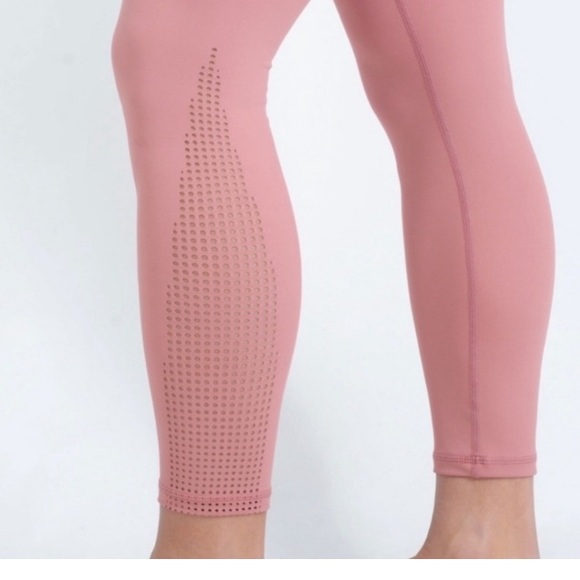 ZYIA ACTIVE FLAME 7/8 LIGHT N' TIGHT LEGGINGS - CANYON ROSE - Picture 3 of 6